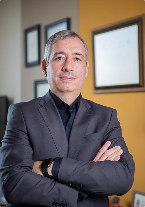 Dr. Rodrigo Rabelo - Instructor